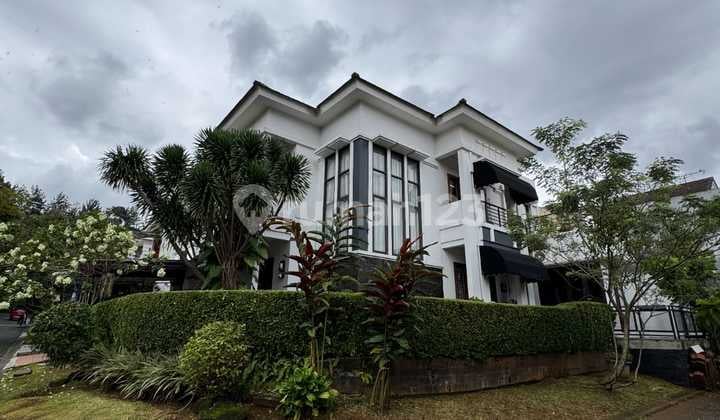 Dijual Cepat Rumah Mewah Hoek di Vineyard The Green BSD City