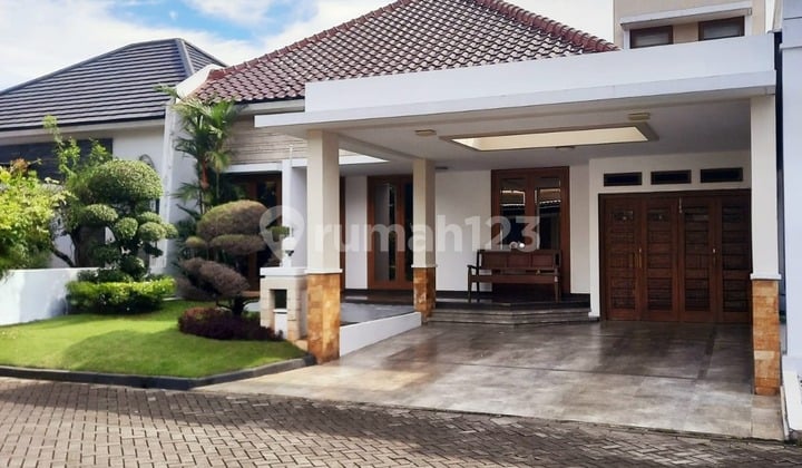 Rumah Bagus Siap Huni di Graha Estetika Tembalang Banyumanik