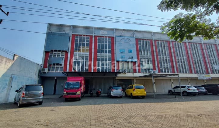 Ruko Tugu Mas Square 3 lantai Jalan Urip Sumoharjo, Semarang