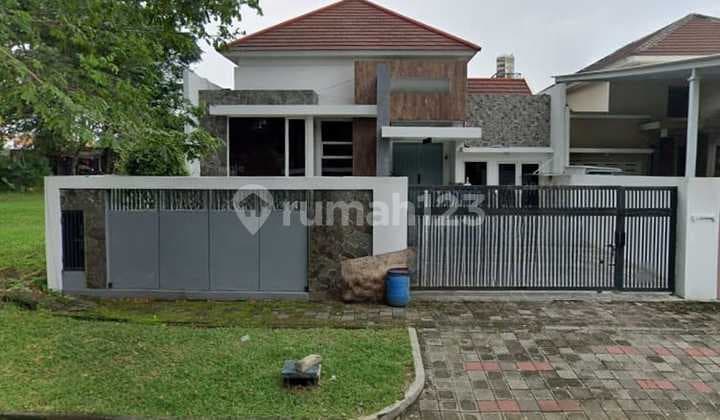 Rumah Minimalis Modern Boulevard Graha Padma, Semarang Barat