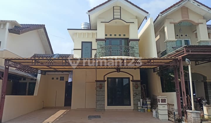 Rumah Bagus Siap Huni dekat bandara, Semarang Barat