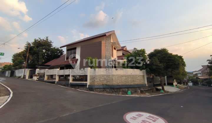 Rumah dekat AKPOL, Hook Full Furnished di Tengger Gajahmungkur