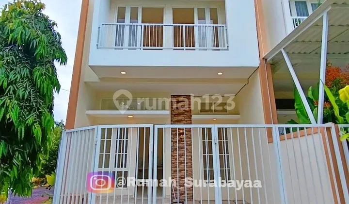 SHM House in Kahuripan Nirwana, Sidoarjo