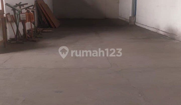 Gudang 5Km Daripintu Tol Waru