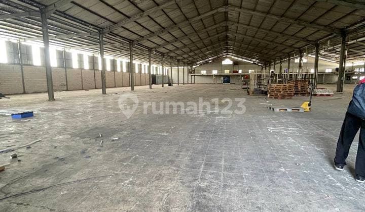 Warehouse for rent in Ngoro, Mojokerto, 1.4 hectares.
