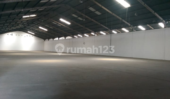 Gudang Strategis Kletek Sidoarjo Gudang Strategis Kletek Sidoarjo