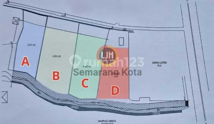 Plot on Walisongo Main Road