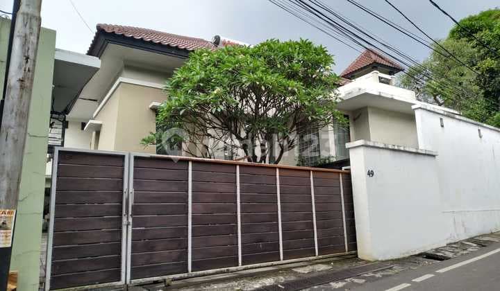 Strategic Luxury House at Jalan Ampera III No. 49 RT 03 RW 10, Ragunan Village, Pasar Minggu Subdistrict, South Jakarta City