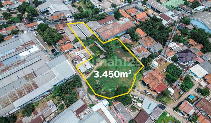 Lahan Komersial di Narogong. Tidak Jauh Dari Jalan Utama. Bentuk Ngantong Kebelakang Sangat Bagus