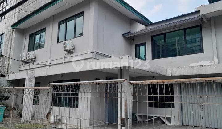 For Rent 2.5-story office building, Gambir, Central Jakarta