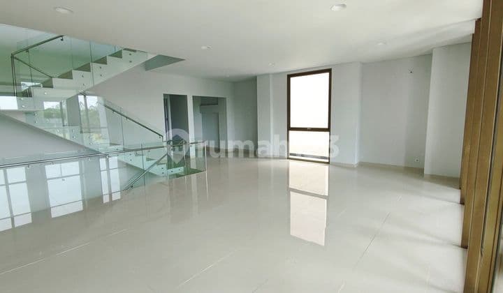 Dijual gandeng 2 foresta business loft 7 siap pakai