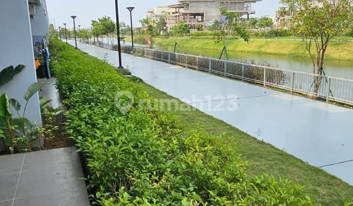 Disewakan rumah pik2 view danau bagus siap huni