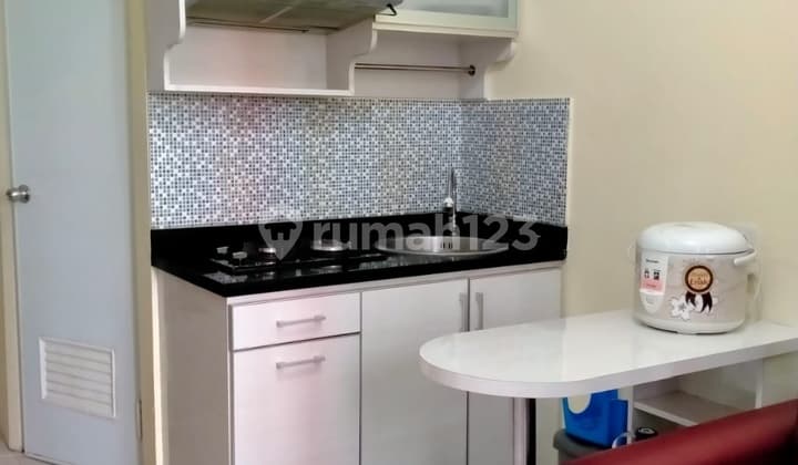 Green Pramuka Apartemen Atas Mall Furnished 2 Kamar Tidur