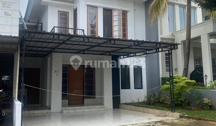 Rumah 2 Lantai, Bagus Siap Huni di Legenda Wisata Cibubur
