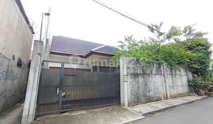 Rumah Lama di Jl Mesjid An Nur Permata Hijau Kby Lama Jakarta Selatan