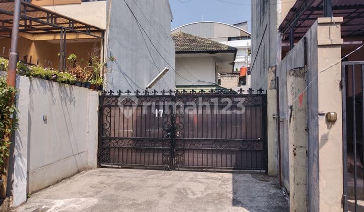 Rumah Cck Kota di Jl Praja Dalam G Kby Lama Jakarta Selatan