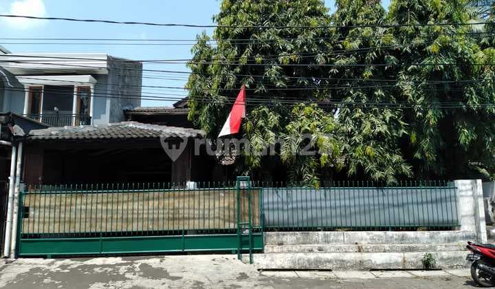 Rumah Lama di Jl Bintaro Utara Bintaro Jakarta Selatan