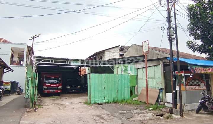 Gudang Komersil di Jl Amd X Petukangan Utara Jakarta Selatan