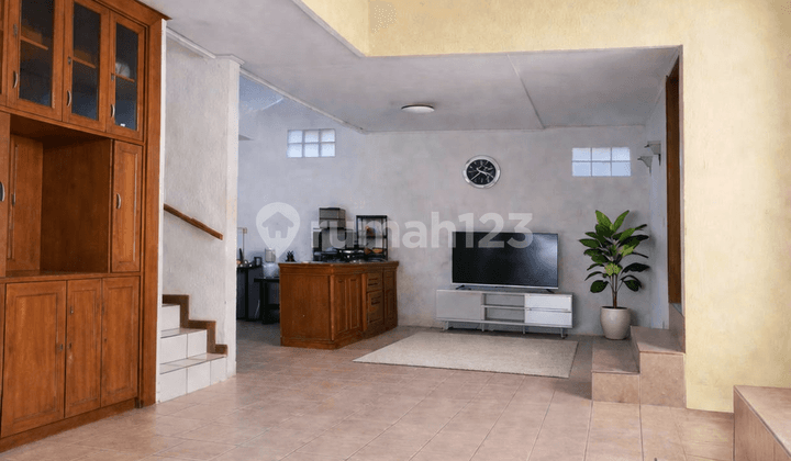 Rumah Minimalis Lingkungan Asri