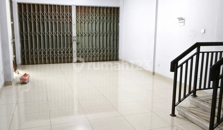 Disewakan Ruko 3lt Di Msquare Cibaduyut