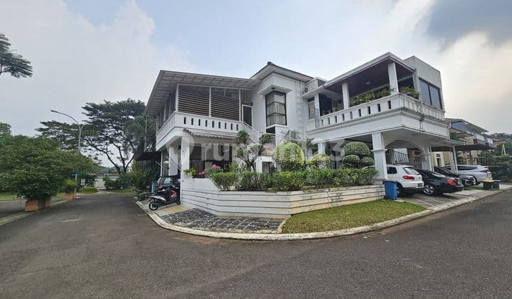 Rumah Hoek Furnished Siap Huni Harga Murah di The Green BSD