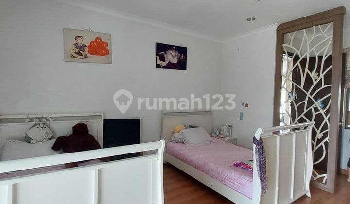 RUMAH THE ICON RITZONE BSD FULL RENOVASI ASRI CAKEP SIAP HUNI