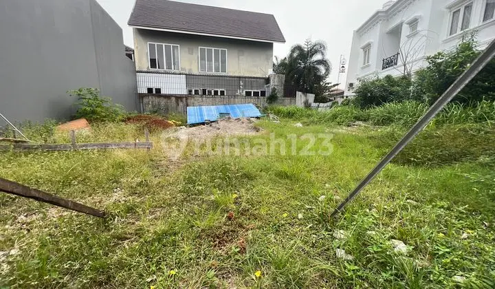 Kavling Delatinos Cluster Bahamas Lt 283m2 Hoek Banci Hadap Utara