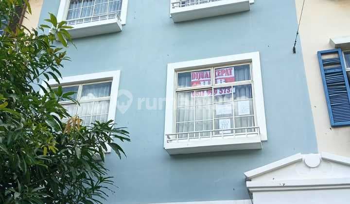 Dijual Cepat Town House di Lippo Karawaci Siap Huni