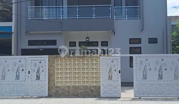 FOR SALE: NICE HOUSE IN GOOD CONDITION, COMFORTABLE ENVIRONMENT AT GRIYA LOKA