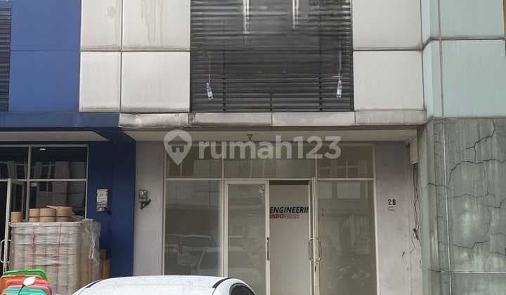 Dijual atau Disewa Ruko 2 Lantai Ruko Jalur Sutera Alam Sutera