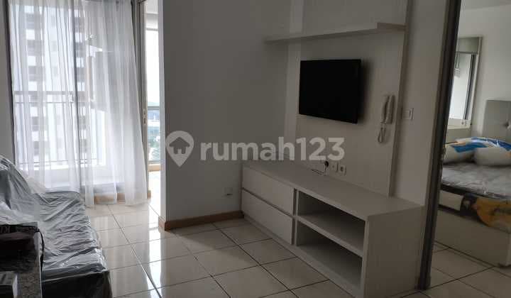 M Town Apartment 2 BR Furnished Bagus