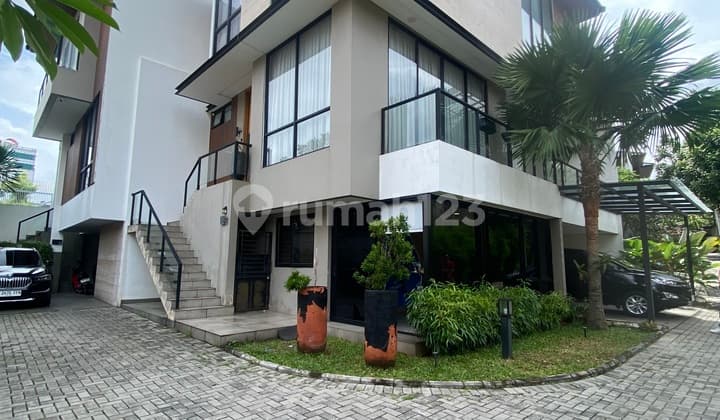 Rumah Townhouse Bagus Siap Huni Di Jeruk Purut