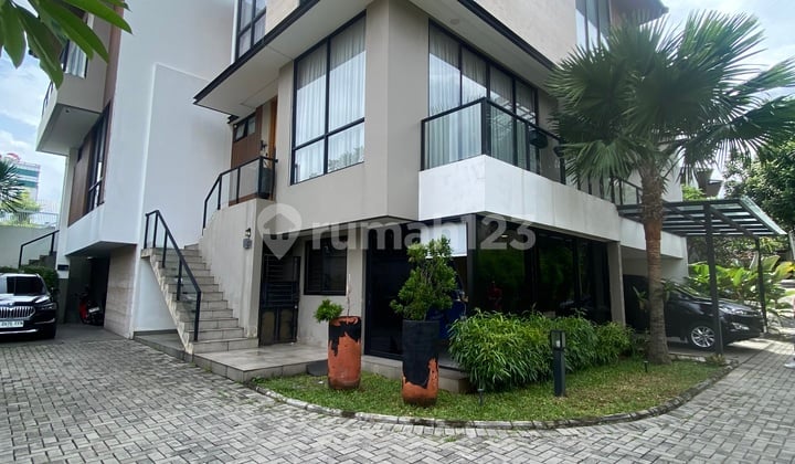 Rumah Townhouse Bagus Siap Huni Di Jeruk Purut