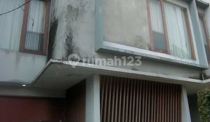 Rumah Minimalis Siap Huni di Pondok Indah, Jakarta Selatan