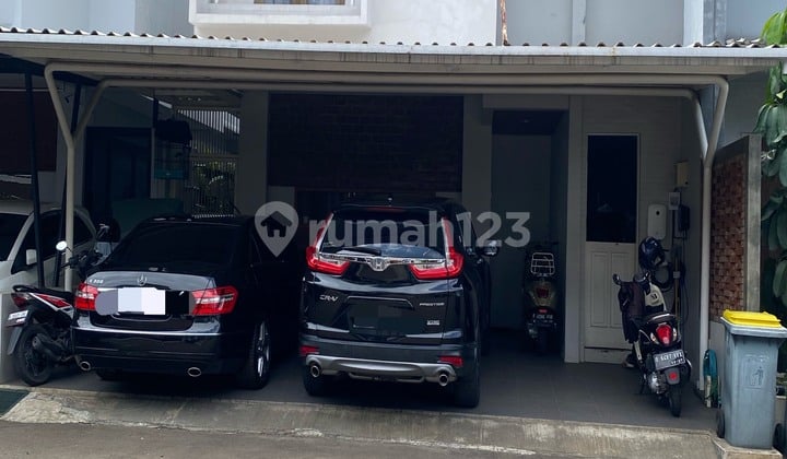 Rumah Cluster Bagus Siap Huni di Cirendeu