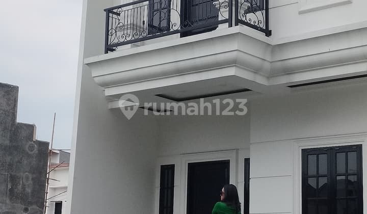 Cheapest House in East Jakarta Near Toll Road Nice House SHM in TB Simatupang
