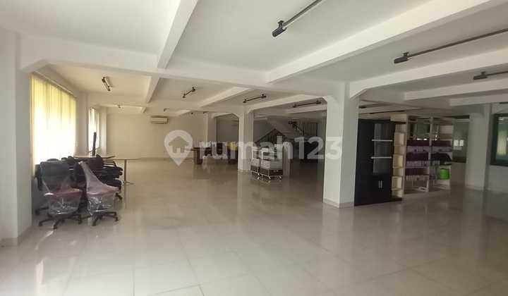 Pabrik Bagus Bebas Banjir di Delta Silikon Lippo Cikarang