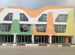 Ruko Bagus Strategis Bebas Banjir 3 Lantai di Lippo Cikarang