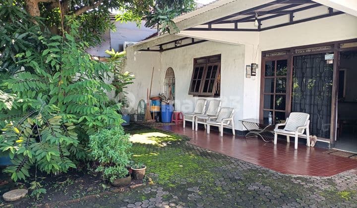 Campus area house suitable for rent.