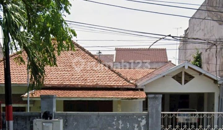 Rumah Strategis Tengah Kota Cocok Ada Pavilyun
