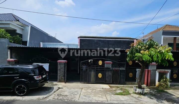Rumah Bagus Cocok Untuk Kantor Jalan Lebar