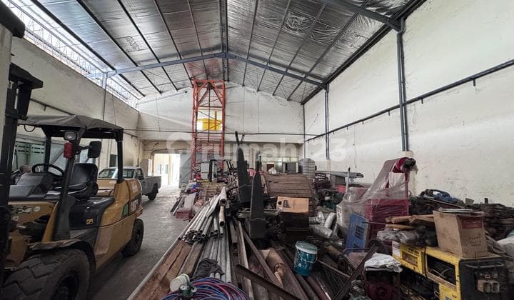 Gudang Multiguna 640 Meter Alam Sutera 5 Menit ke Akses Tol Jakarta Merak