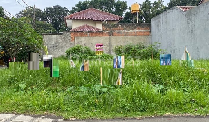 Affordable Hook Lots for Sale in Griya Loka, BSD City. Prime Location Near the Complex Entrance.