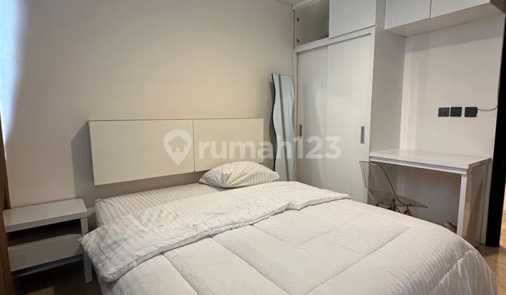 For Rent! Spacious Apartment Lavenue 3Br With Balcony. Rare Unit!!