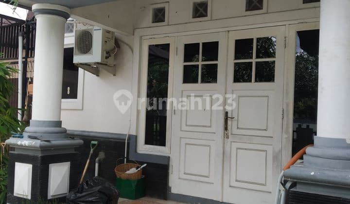 Rumah Griya Perwita Wisata Ngaglik Sleman Yogyakarta SHM