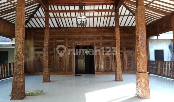 Rumah Di Giriwoyo, Wonogiri Dengan Joglo Lawasan Ukir Jepara Asli Di Lingkungan Nyaman Dan Asri