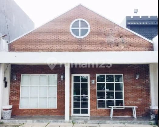 Warehouse for rent in Maguwoharjo, strategic location