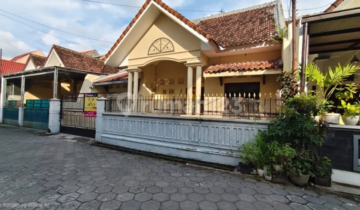 Rumah 2 Lantai di Perum Gentan Raya, Lokasi Strategis, Aman dan Nyaman