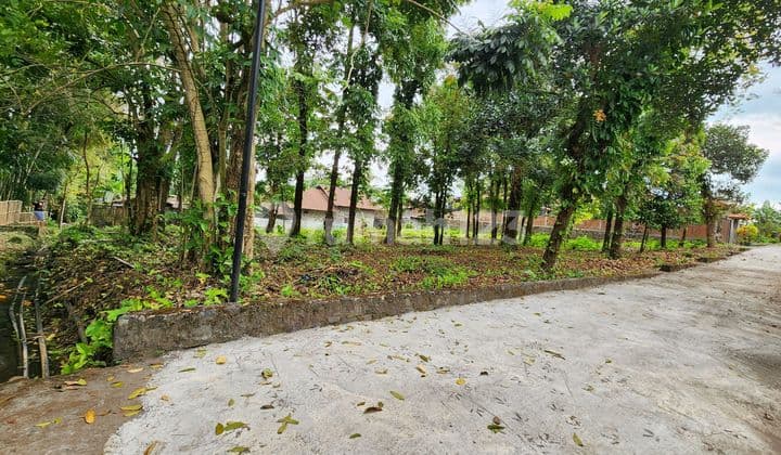 Vacant Land in Candibinangun, Pakem, Suitable for Villa or Homestay, Cool and Comfortable Environment.