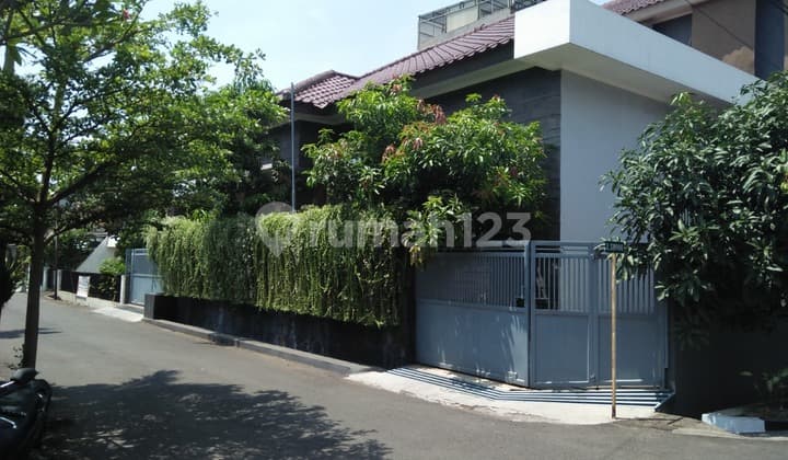 Rumah Mewah daerah Turangga Dekat Transtudio Mall